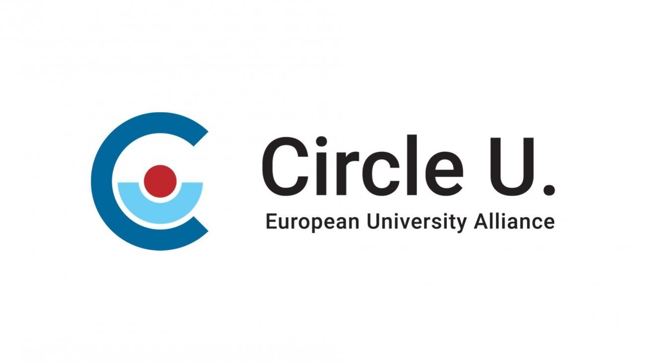 logo circle U